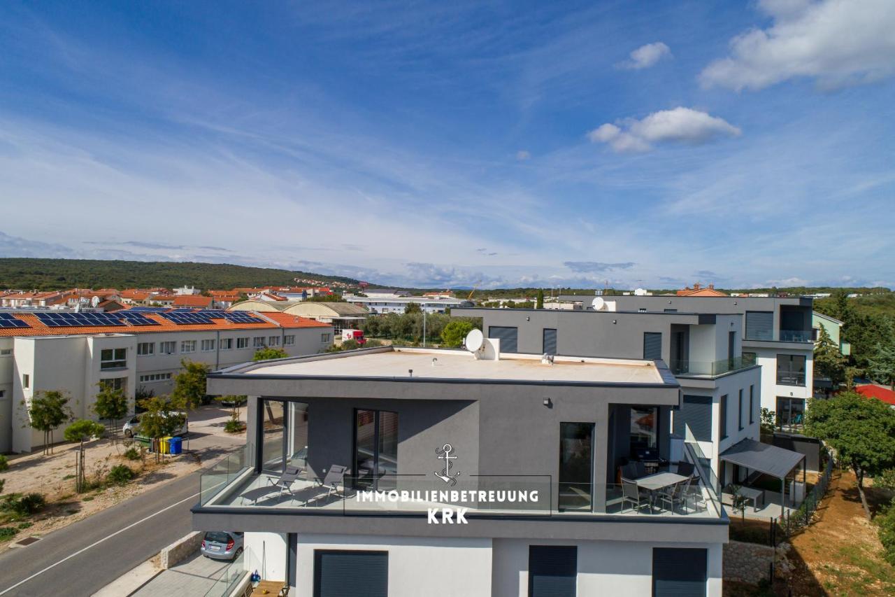 Penthouse Seaview Emilia * Krk Town