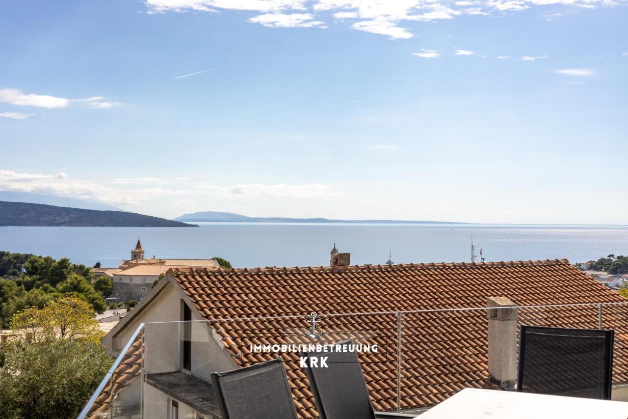 Penthouse Seaview Emilia * Krk Town
